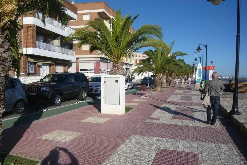 Piso En Primera Linea Con Wifi Y Vistas Al Mar Ло-Паган Экстерьер фото