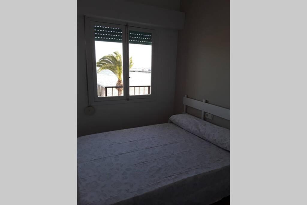 Piso En Primera Linea Con Wifi Y Vistas Al Mar Ло-Паган Экстерьер фото